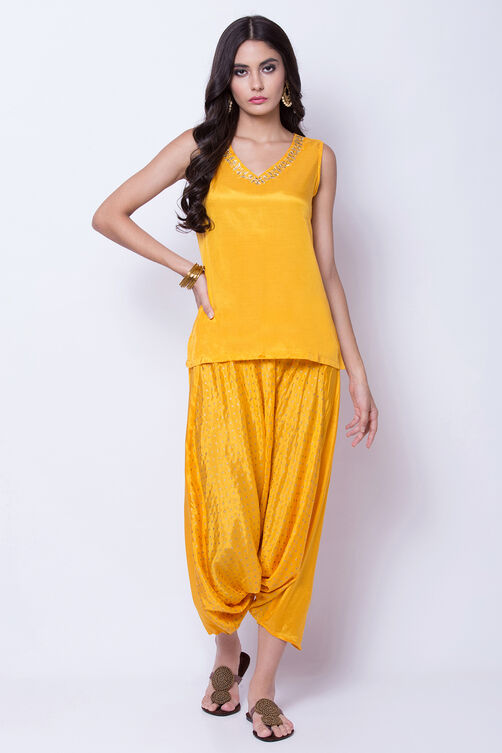 Yellow Polyester Viscose Straight Suit Set image number 2