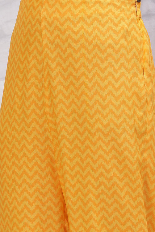 Yellow LIVA Straight Kurta Pants Set image number 2