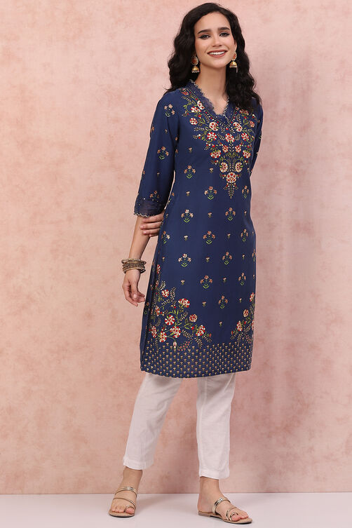 Pink Art Silk Floral Kurta image number 3