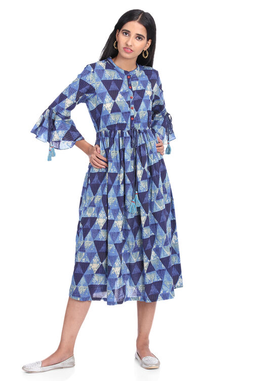 Blue Flared Cambric Cotton Dress image number 4