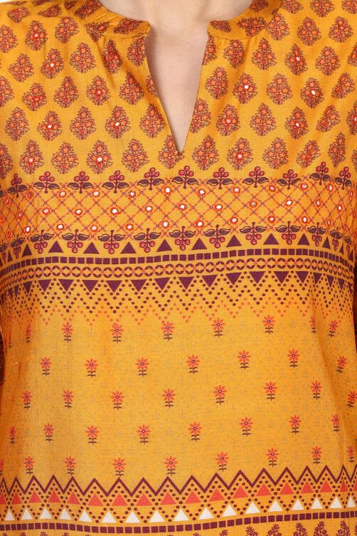 Yellow Straight Viscose Rayon Kurta image number 4