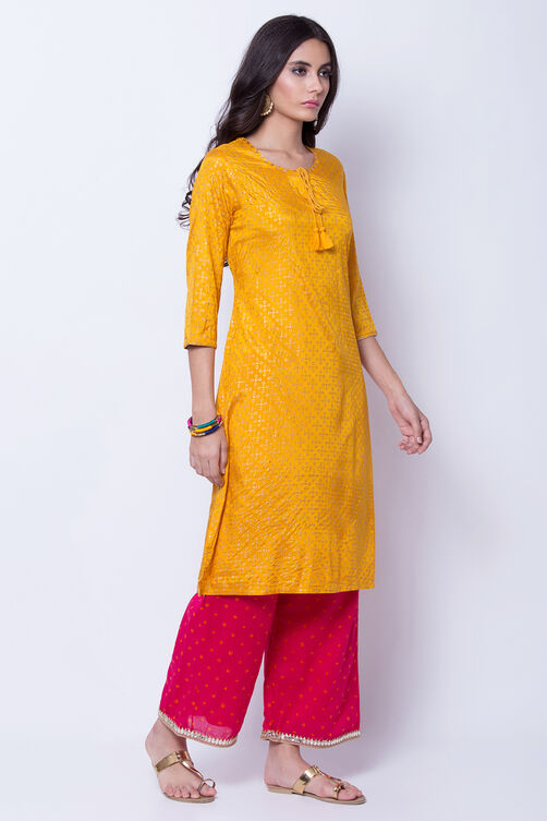 Mustard Shantoon Straight Kurta image number 3