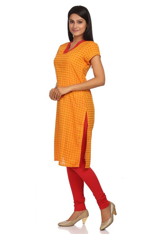 Yellow Straight Cotton Kurta image number 1