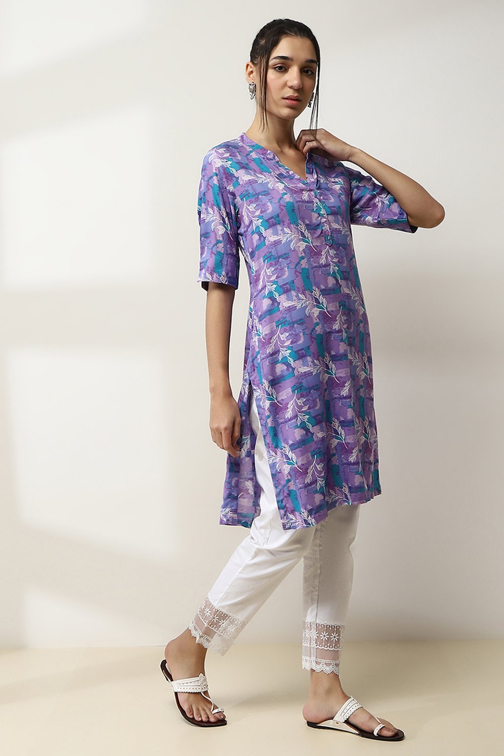 Purple Printed Straight Kurta image number 4