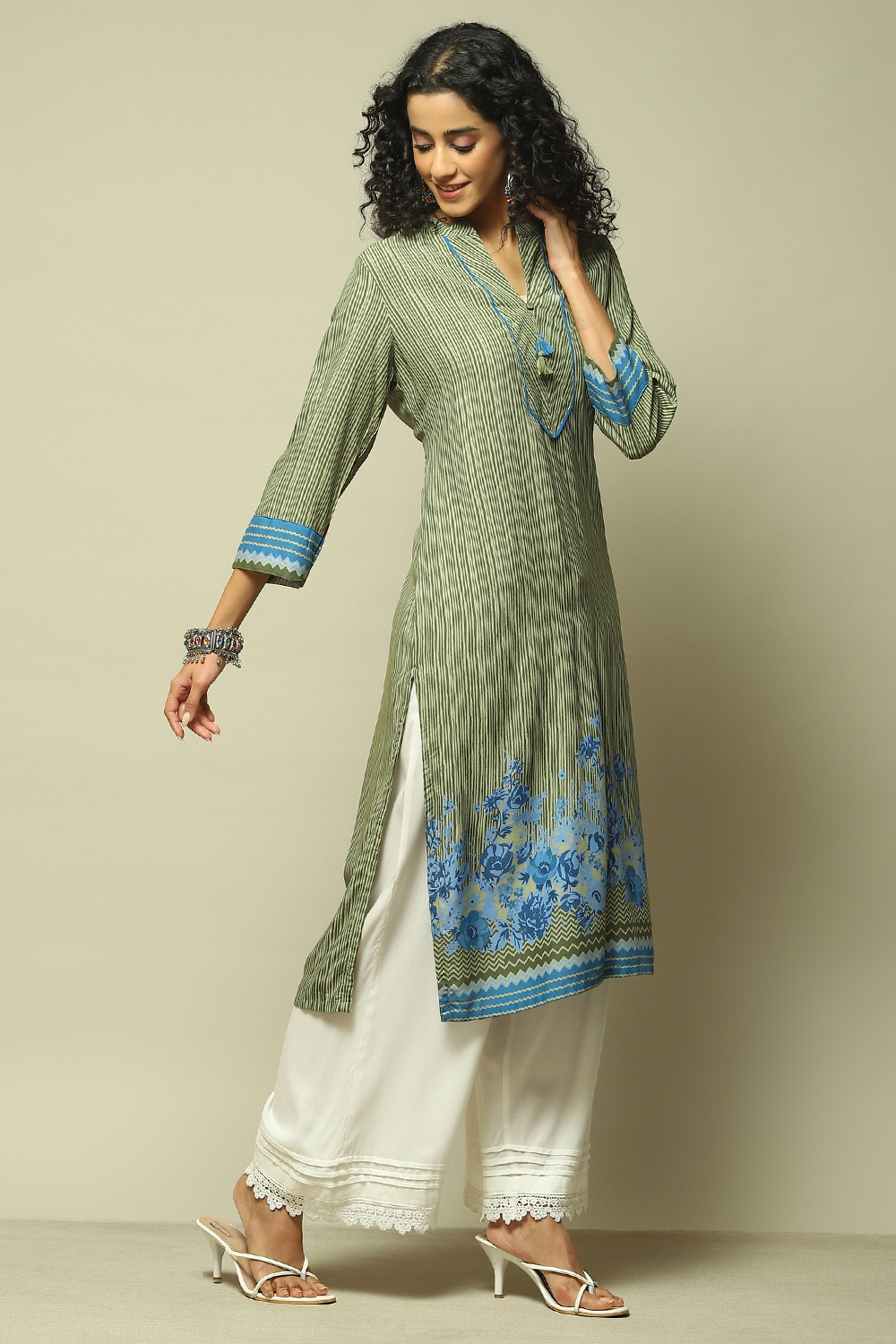 Peach LIVA Straight Printed Kurta image number 4