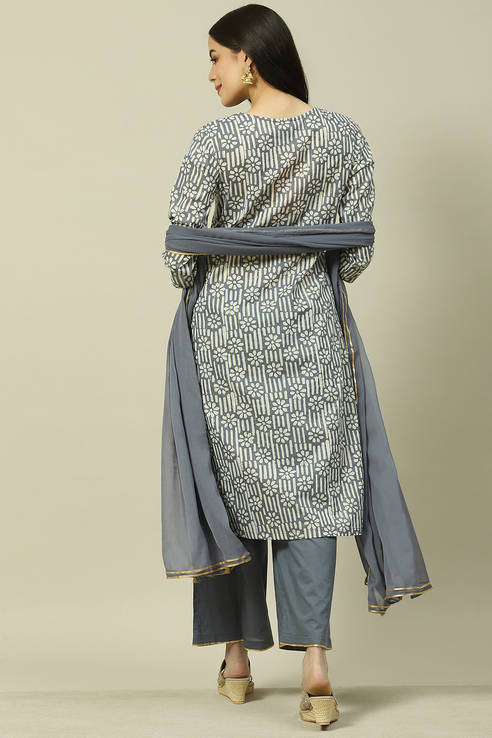 Grey Cotton Blend Woven Straight Kurta Suit Set image number 4