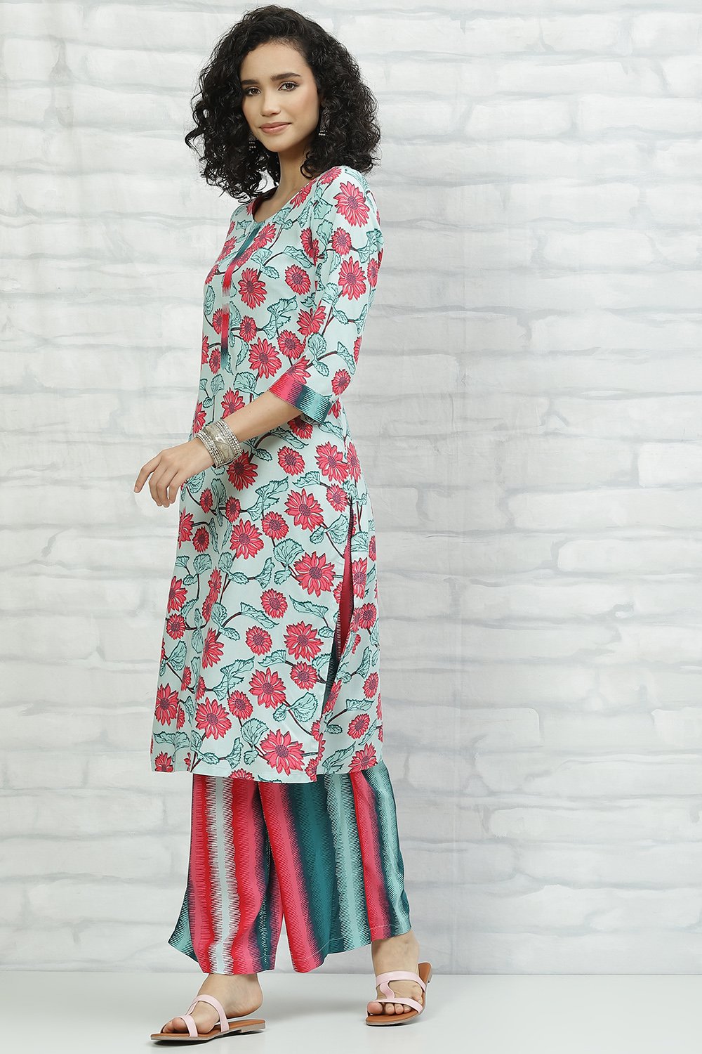 Dusk Blue LIVA Kurta Pants Set image number 2