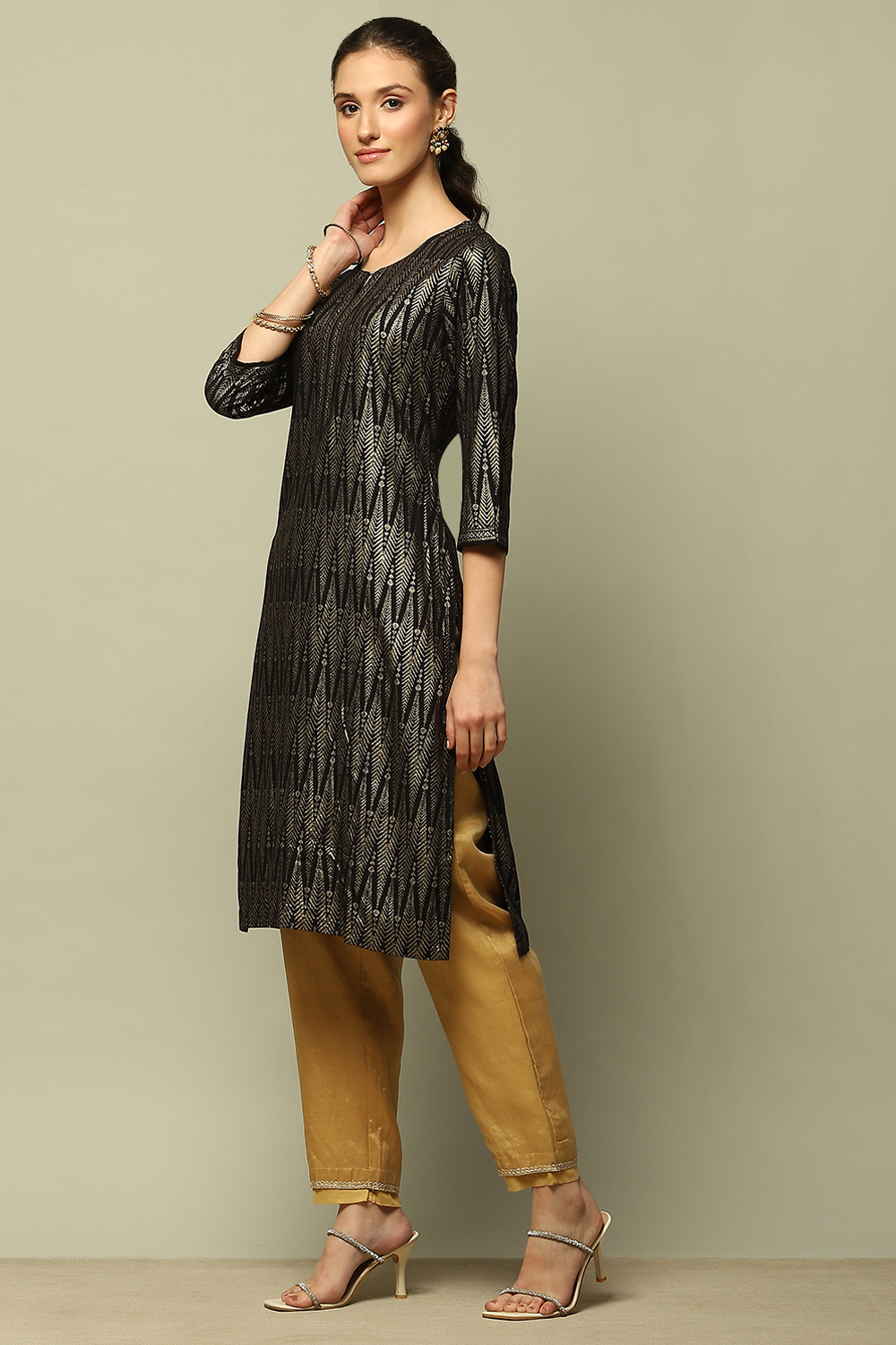 Black Rayon Printed Straight Kurta image number 2