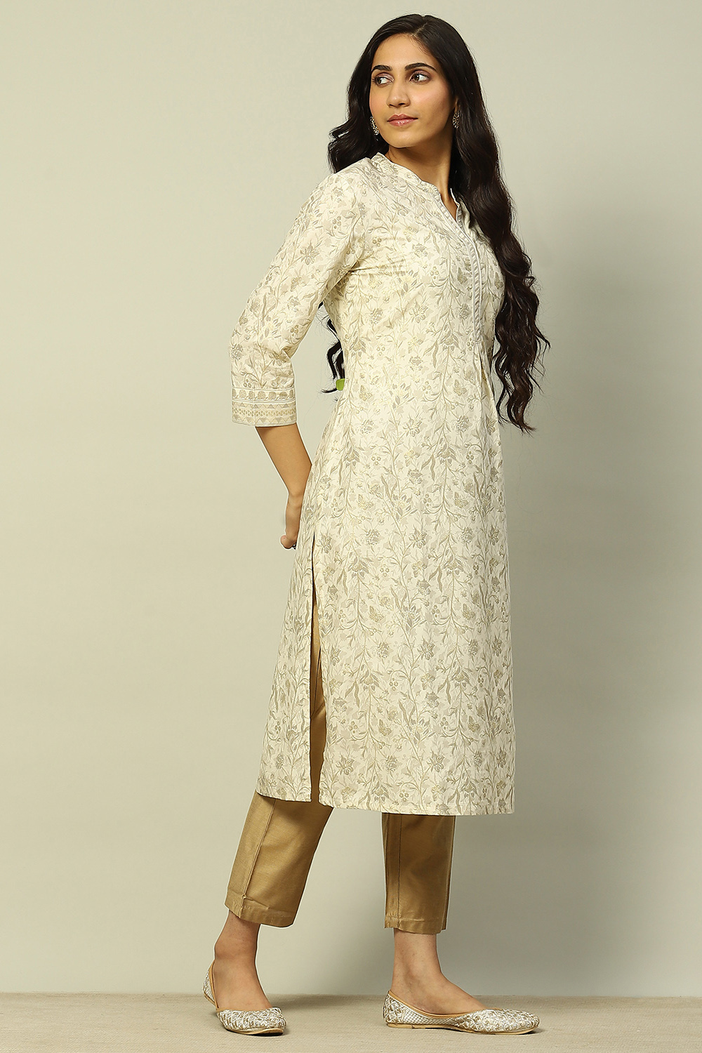 White Floral Printed Straight Kurta image number 0