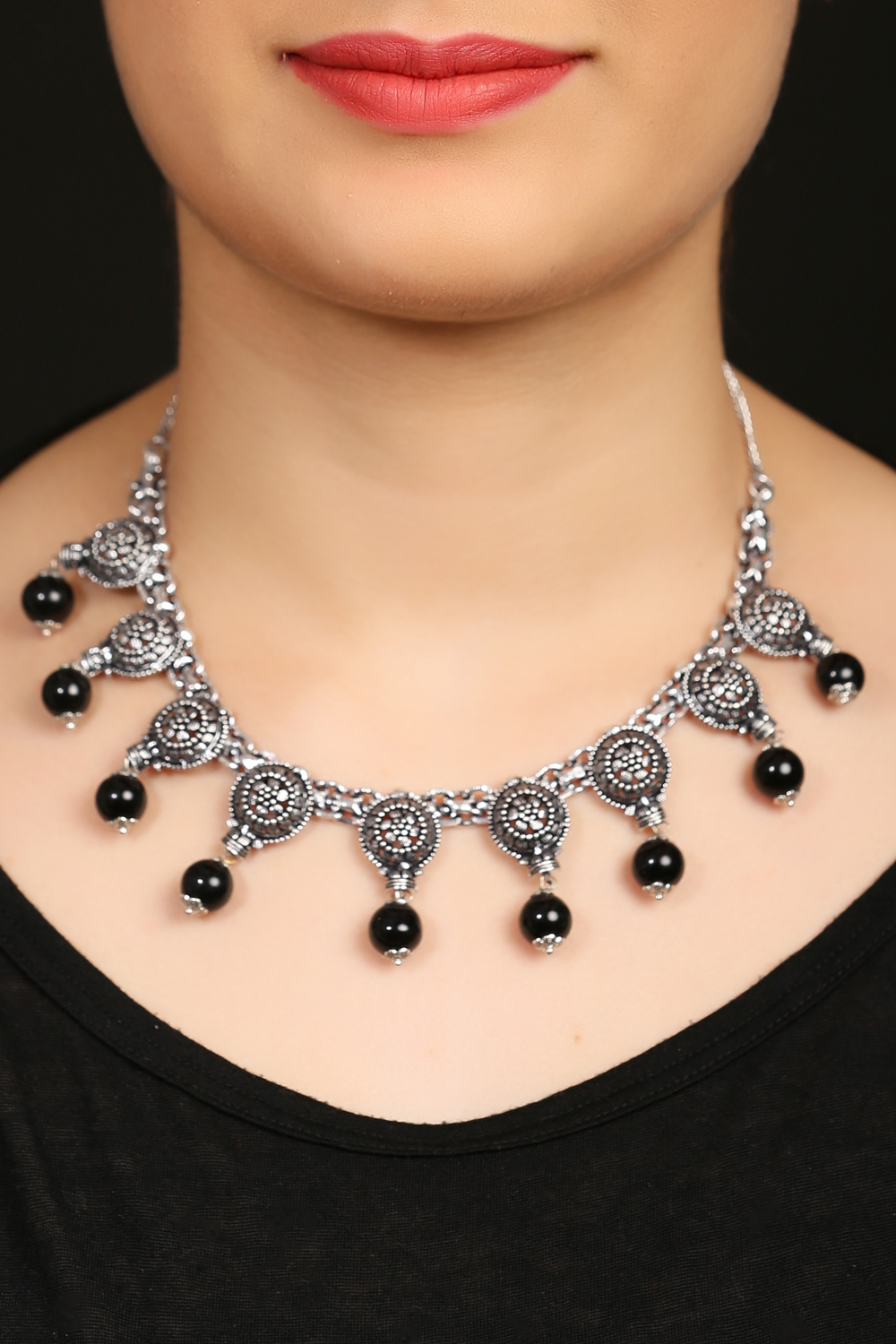 Black Beads Necklace image number 0