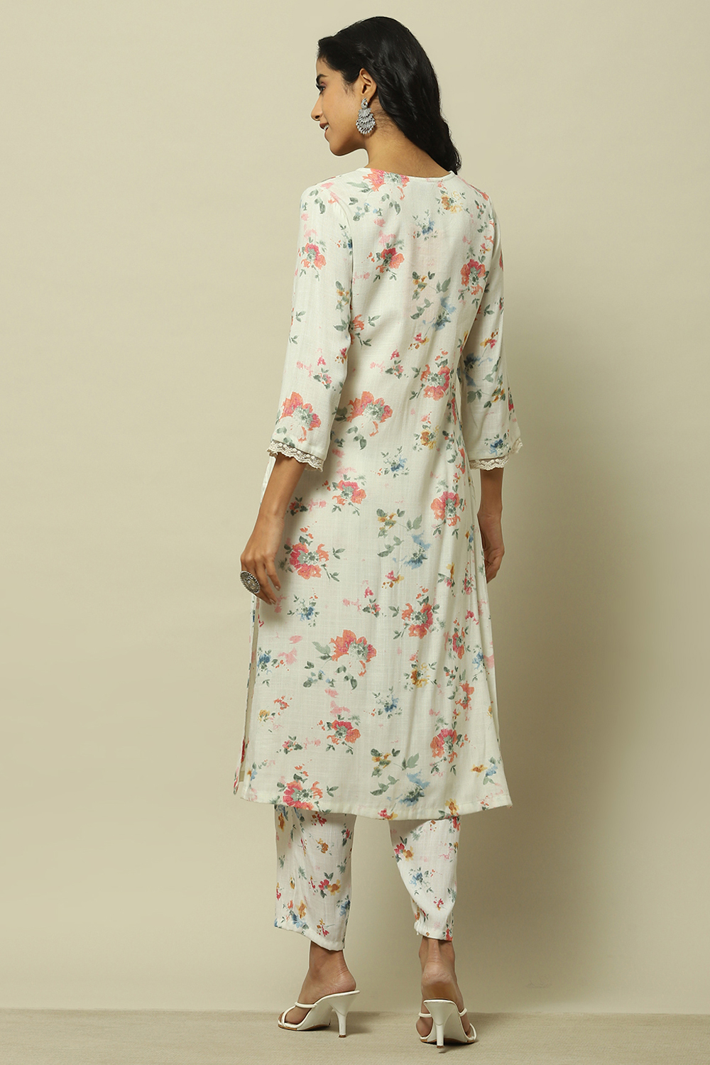 Off-white Viscose Printed Straight Suit Set image number 4