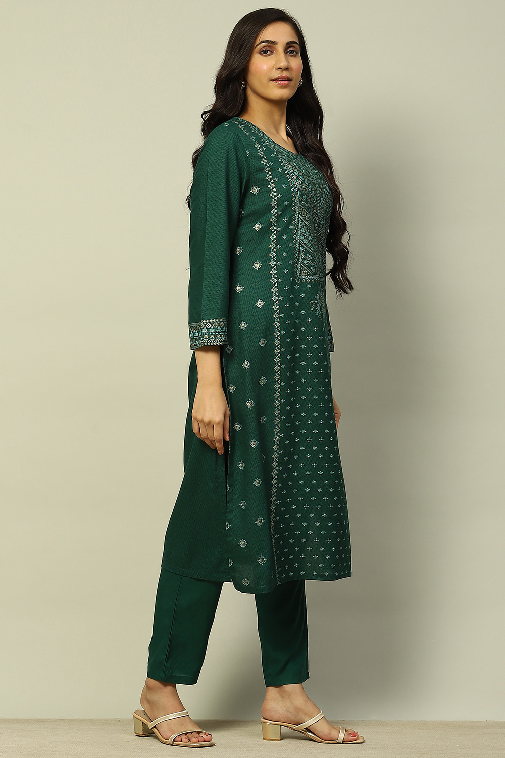 Dark Green Liva Printed Straight Festive Kurta Set image number 5