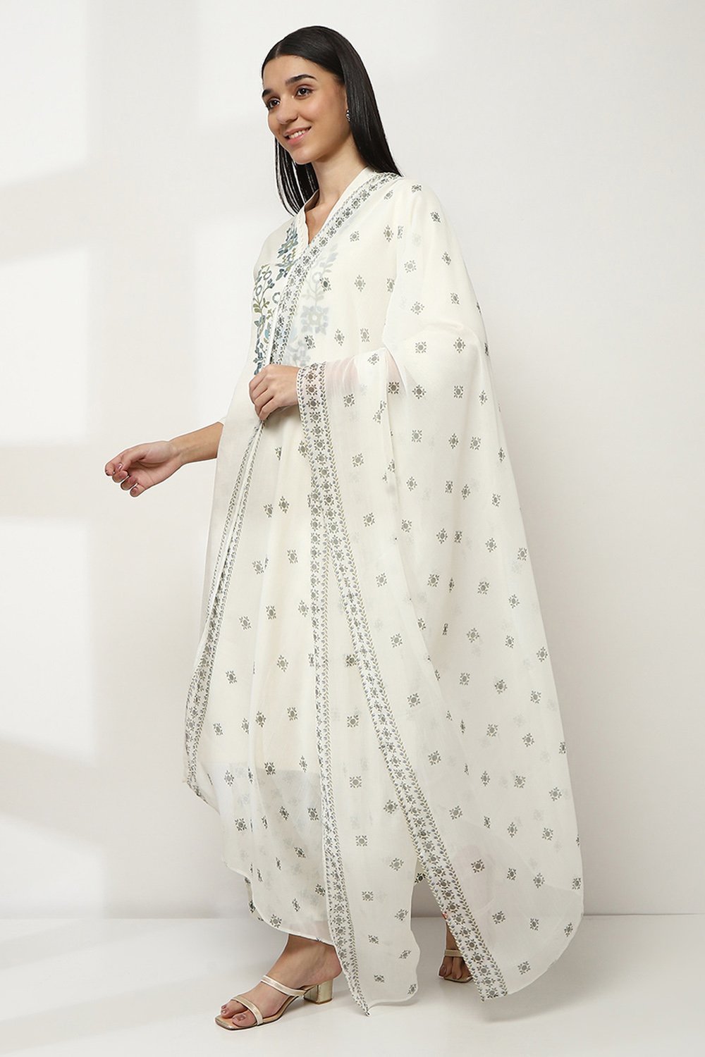 Off White Polyester Dupatta image number 2