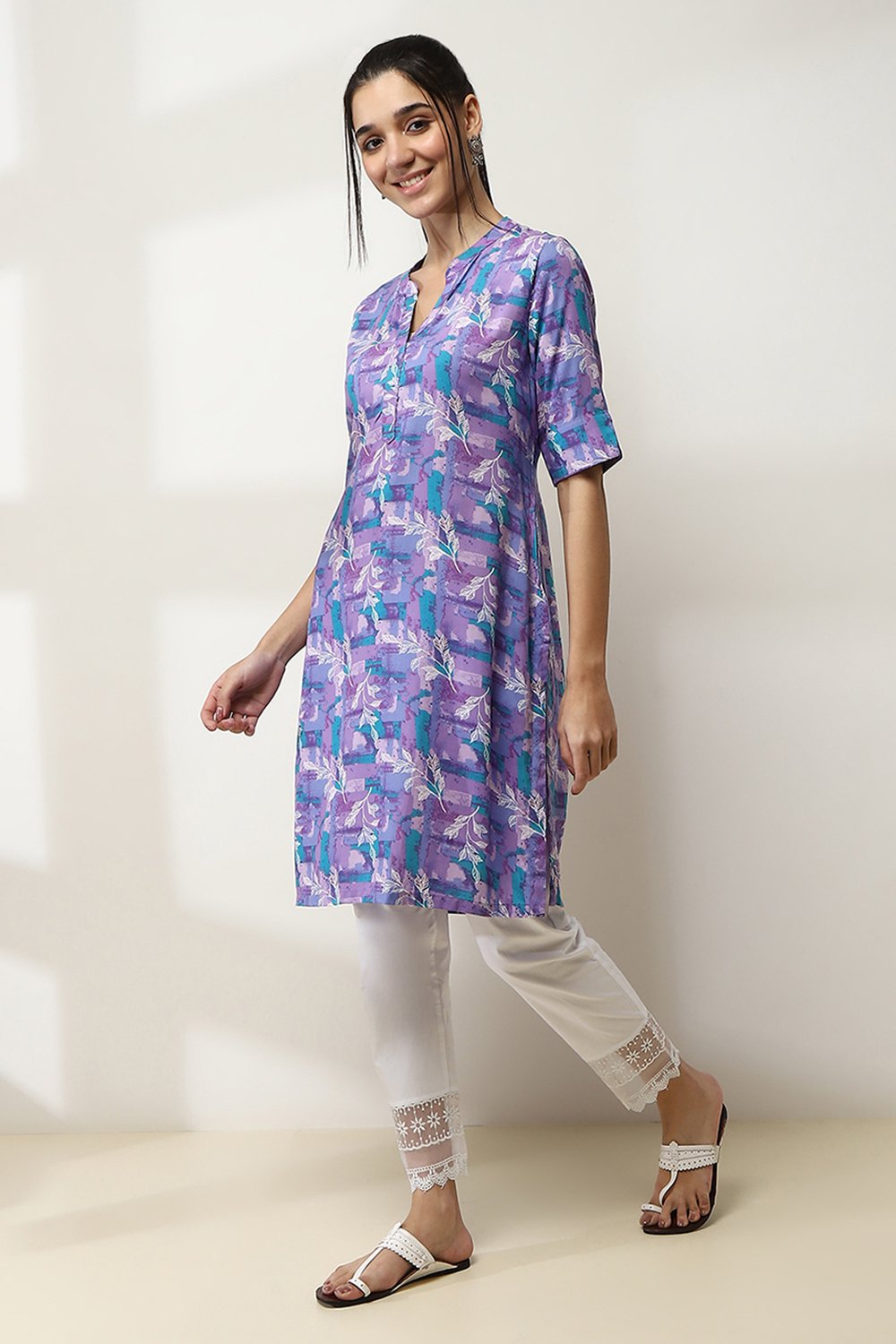 Purple Printed Straight Kurta image number 2