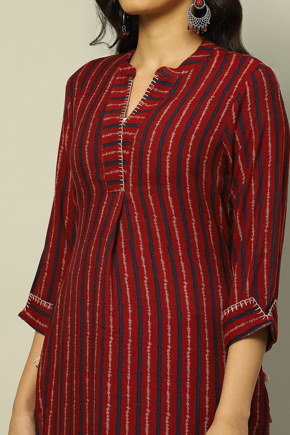 Red Viscose Blend Striped Straight Kurta image number 1