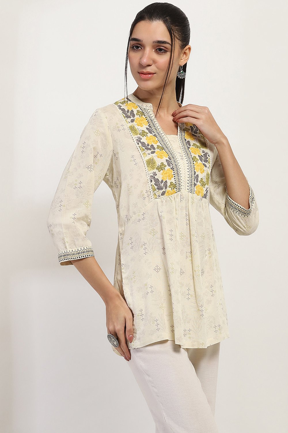 Olive Viscose Rayon Straight Kurti image number 4