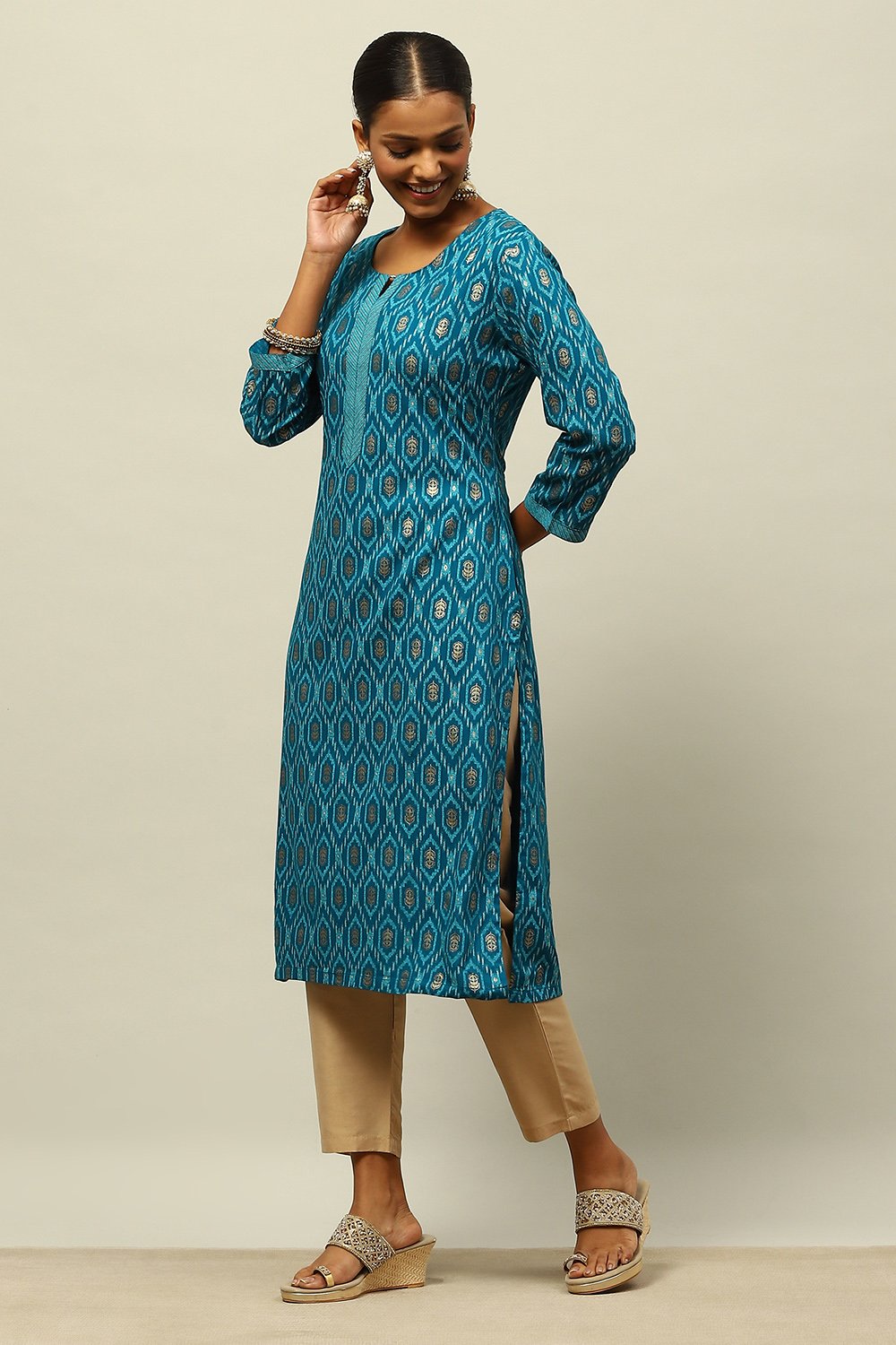 Blue Rayon Printed Straight Kurta image number 2