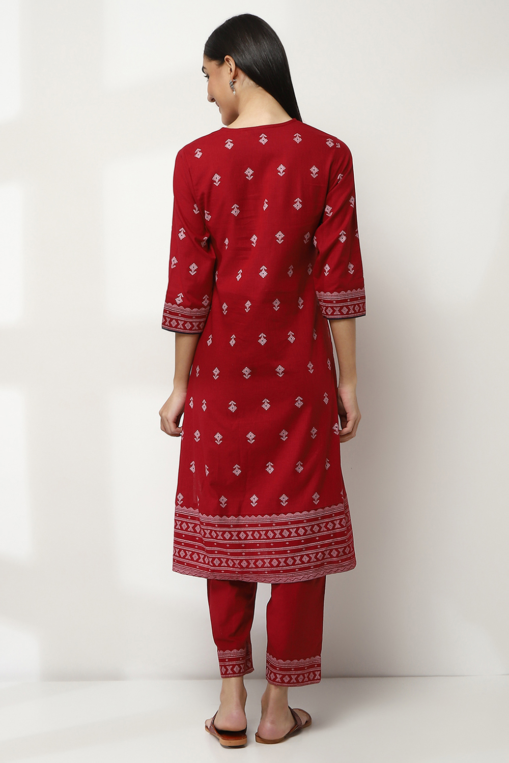 Maroon Cotton Printed Straight Kurta Set image number 4