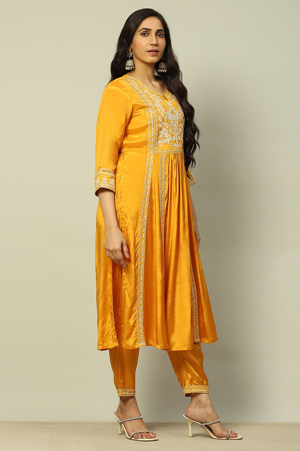 Mustard Yellow Viscose Shantoon Pleated Festive Kurta Set image number 5