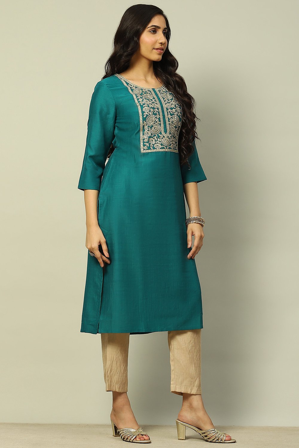 Green Viscose Blend Yoke Design Festive Straight Kurta image number 4