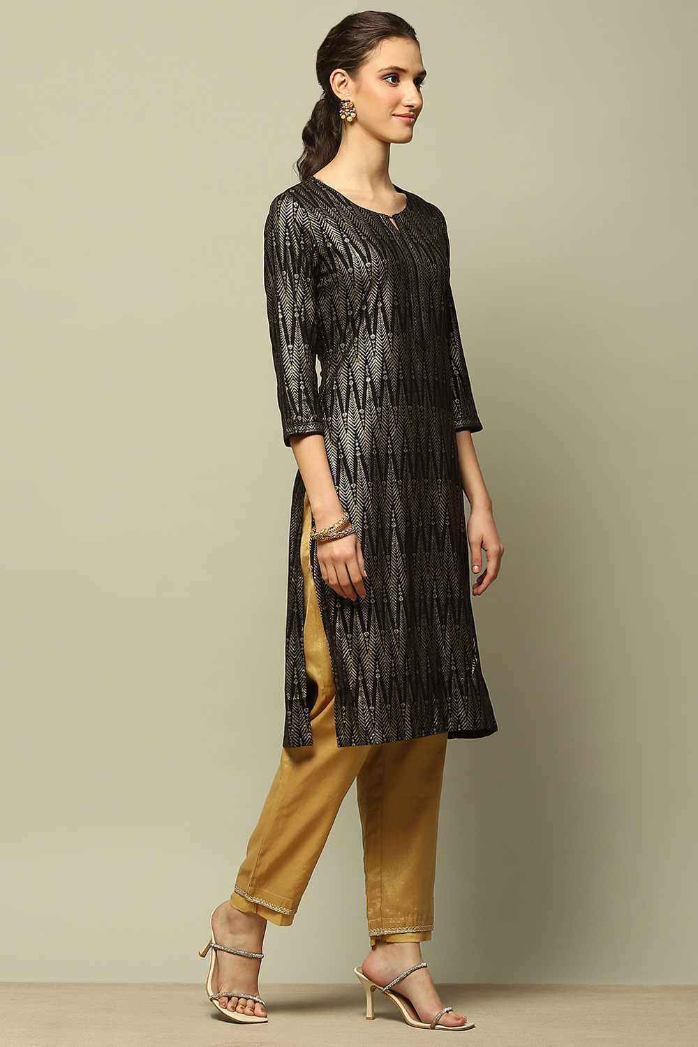 Black Rayon Printed Straight Kurta image number 4