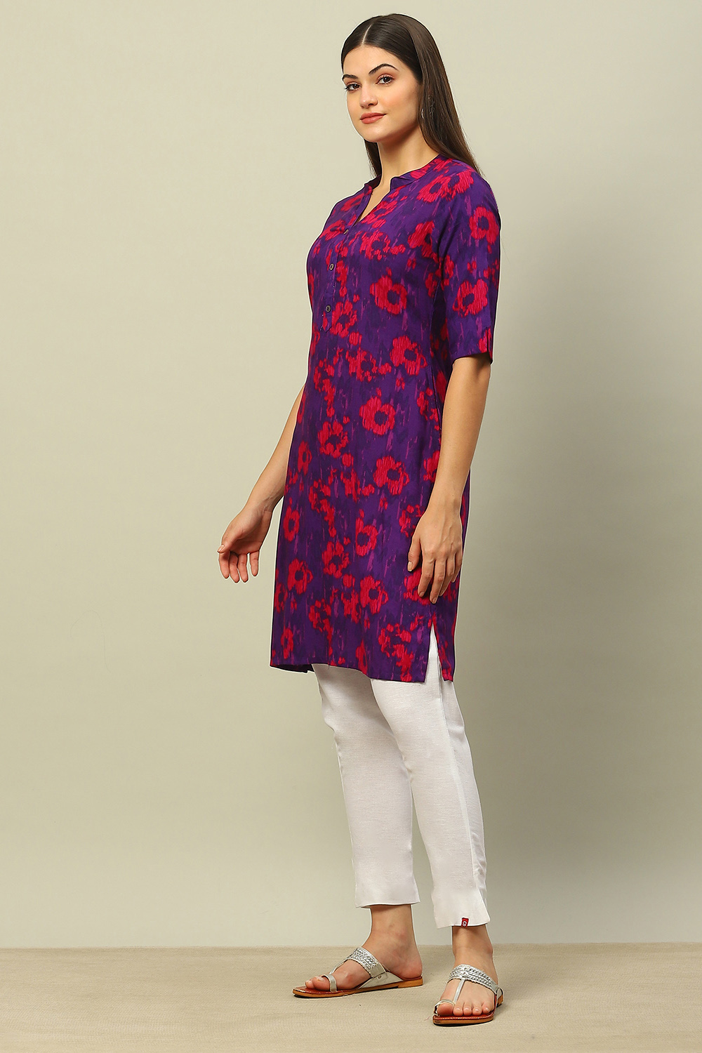 Yellow Rayon Printed Straight Kurta image number 2