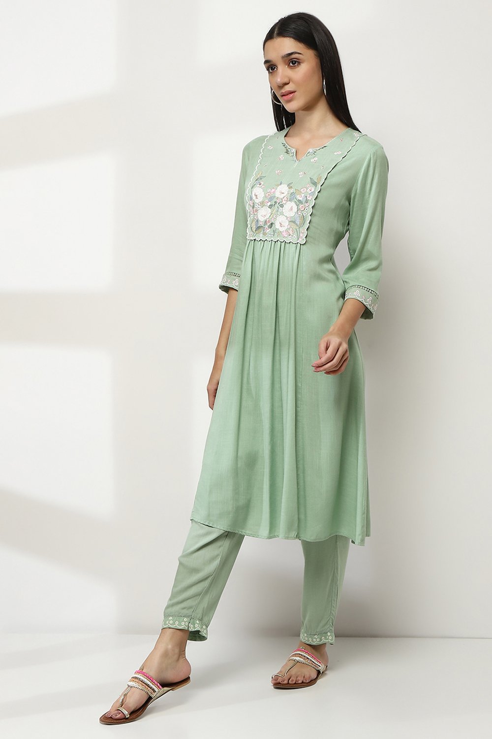 Sage Green Embroidered Flared Kurta image number 3