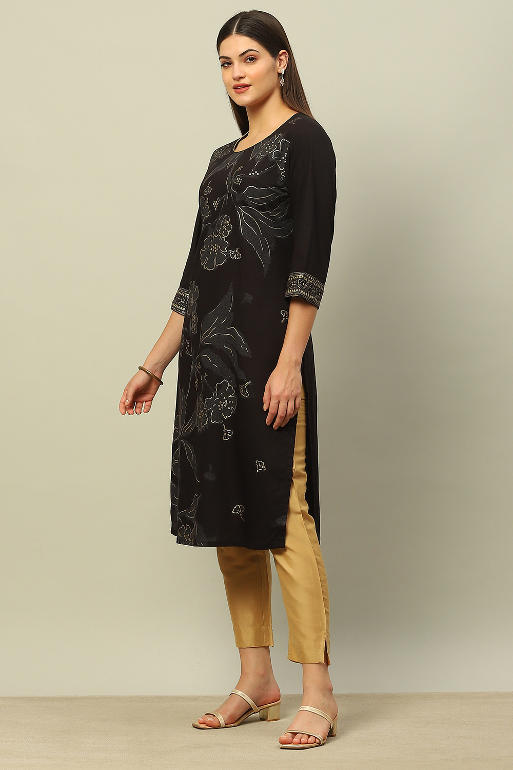 Black Rayon Printed Straight Kurta image number 2