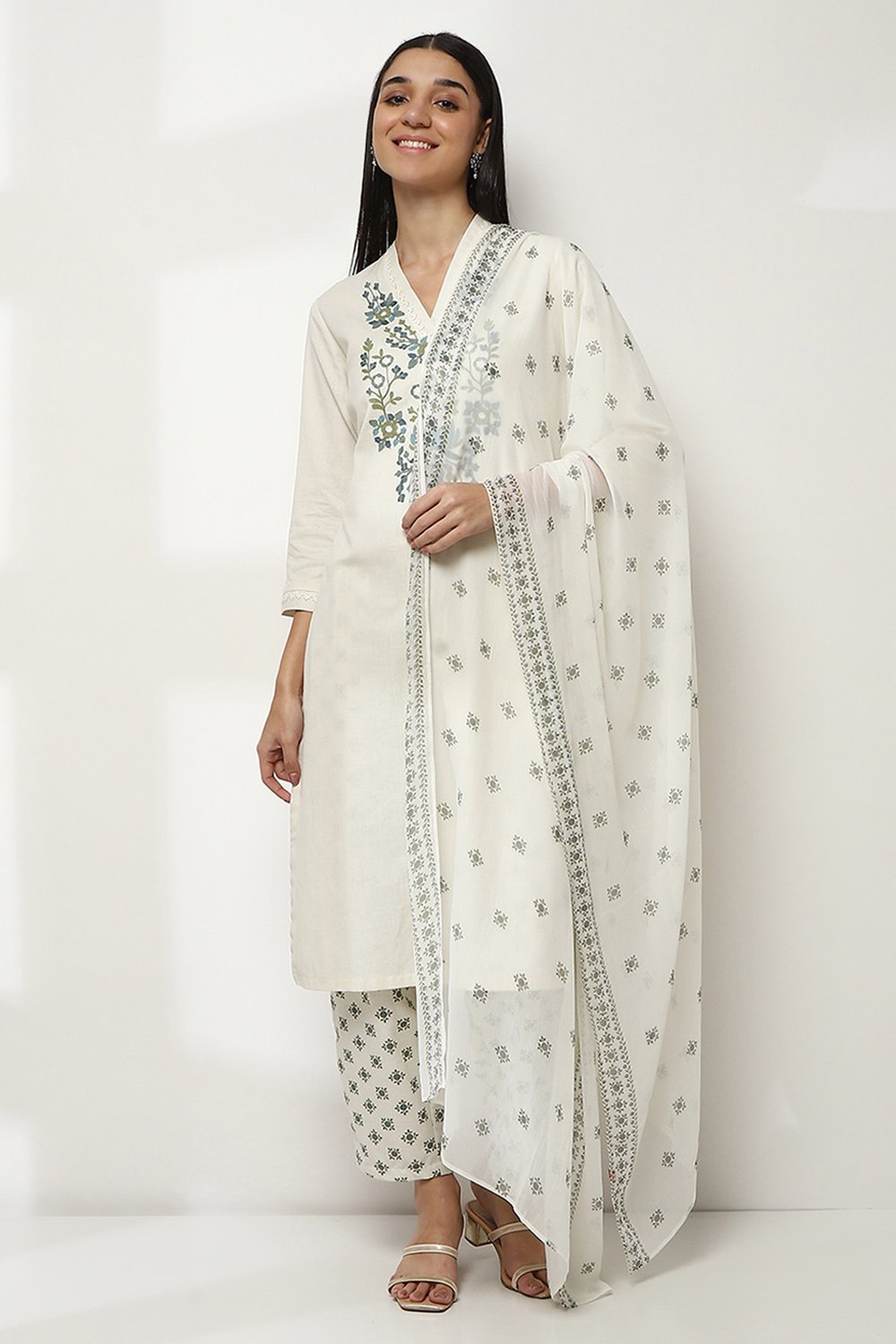 Off White Polyester Dupatta image number 0