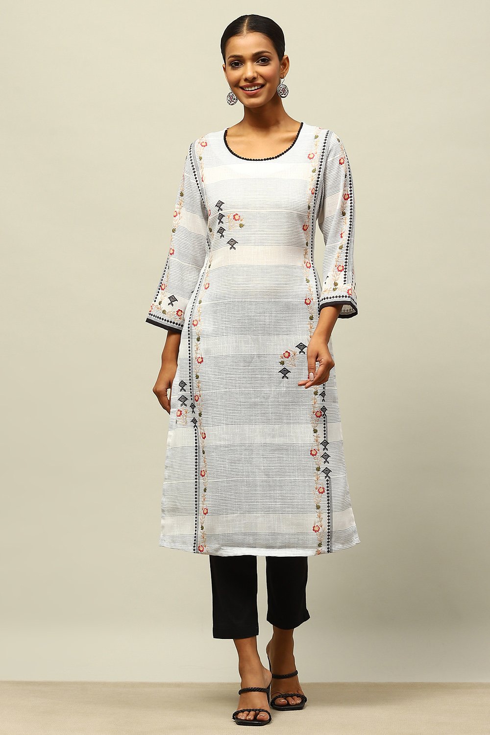 White Polyester Printed Straight Kurta image number 0