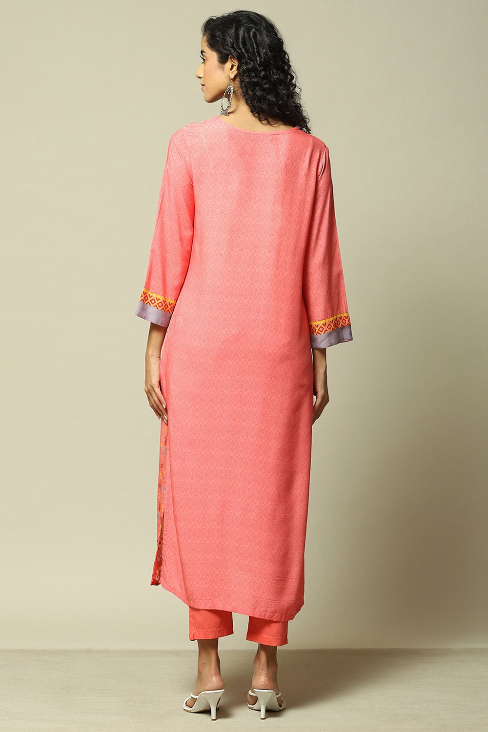 Off White LIVA Straight Printed Kurta image number 3