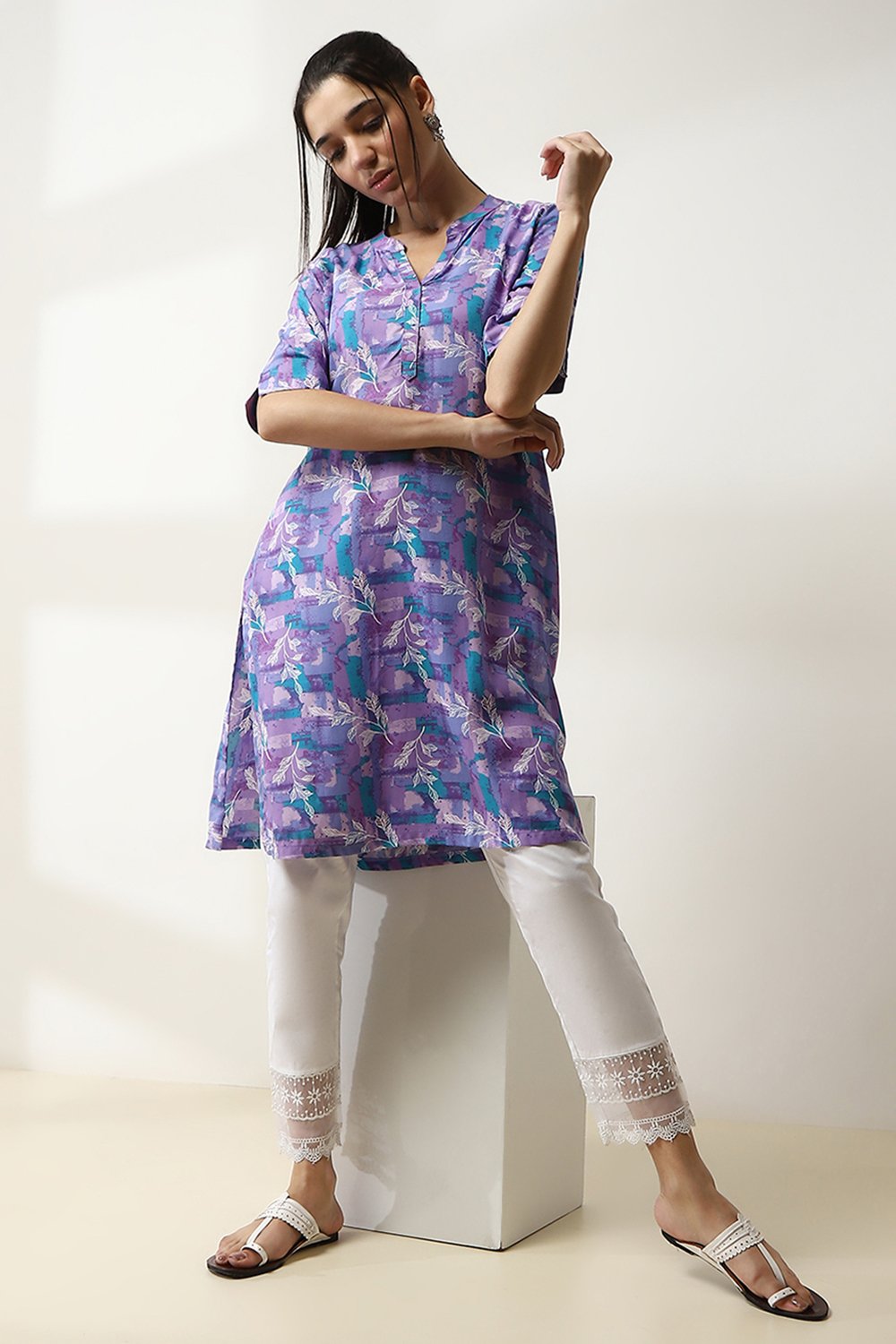 Purple Printed Straight Kurta image number 0