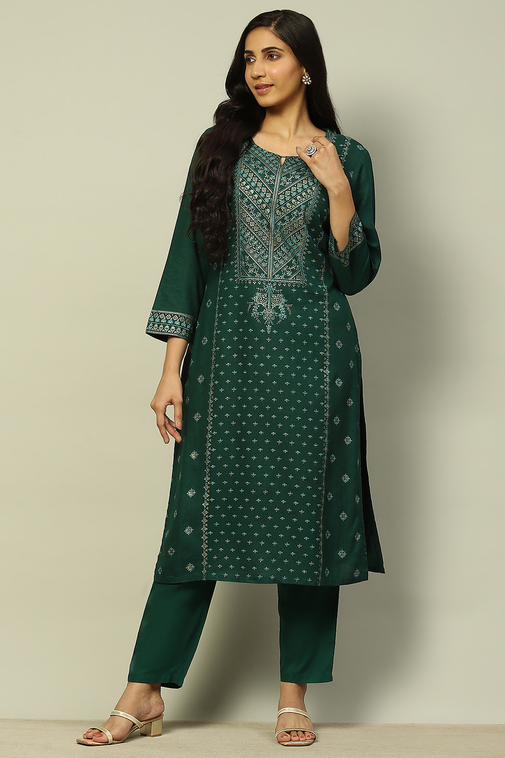 Dark Green Liva Printed Straight Festive Kurta Set image number 6