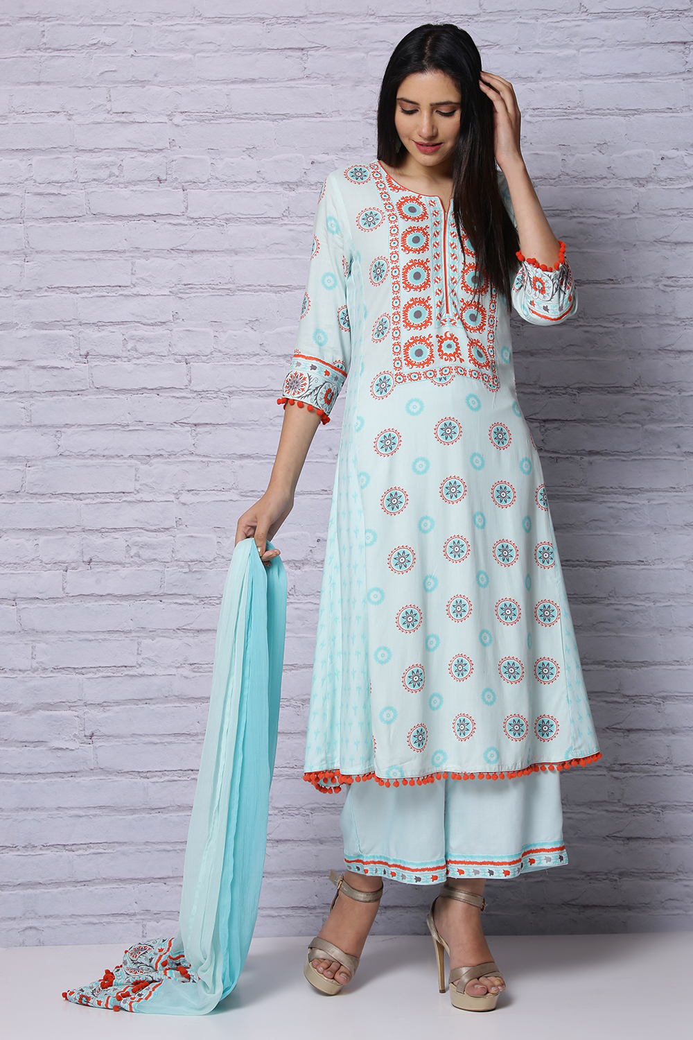 Mint Green Viscose Rayon Kalidar Kurta image number 0