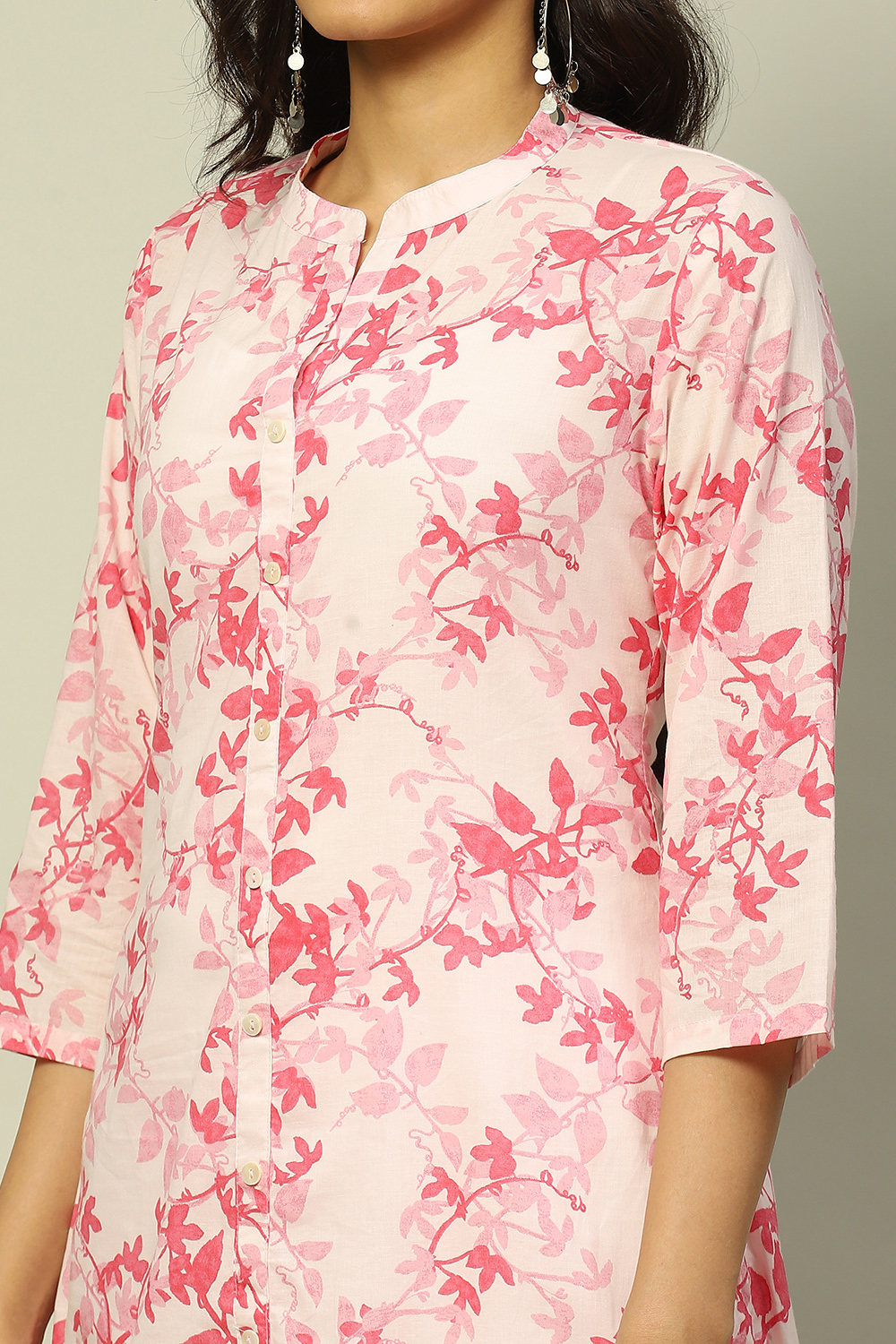 Pink Cotton Floral Printed Straight Indie Top image number 1