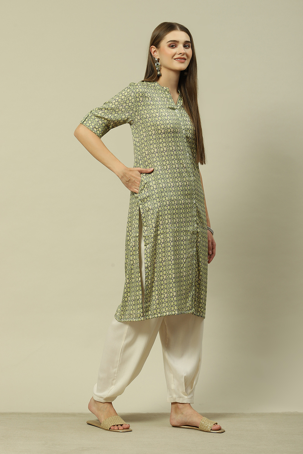 Green LIVA Blend Straight Printed Kurta image number 4