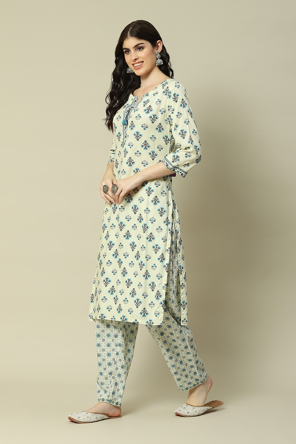 Ecru LIVA Straight Printed Kurta Palazzo Suit Set image number 3