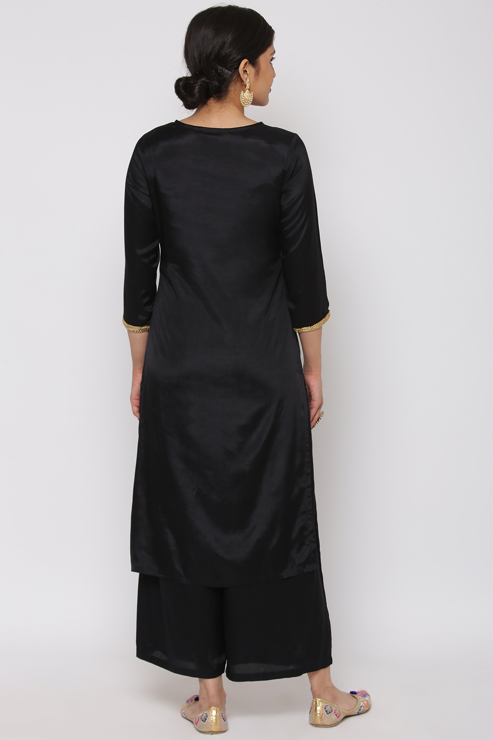 Black Viscose Shantung Suit Set image number 6