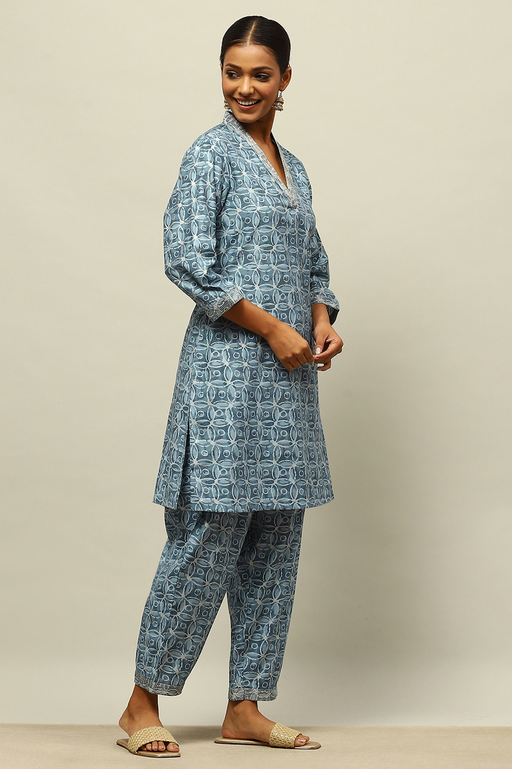 Blue Viscose Blend Straight Printed Co-ord Set image number 5