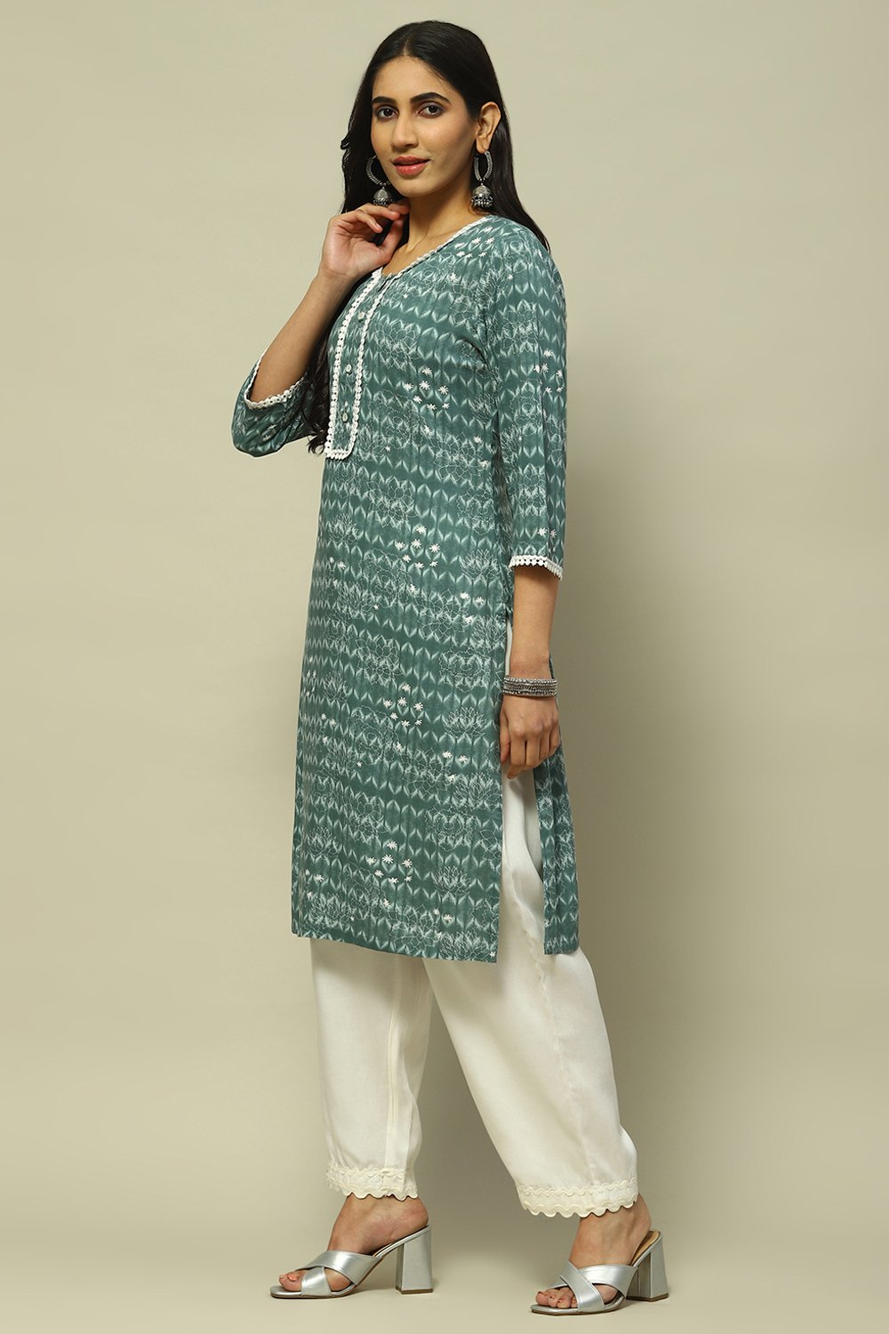 Blue Printed Straight Kurta image number 2