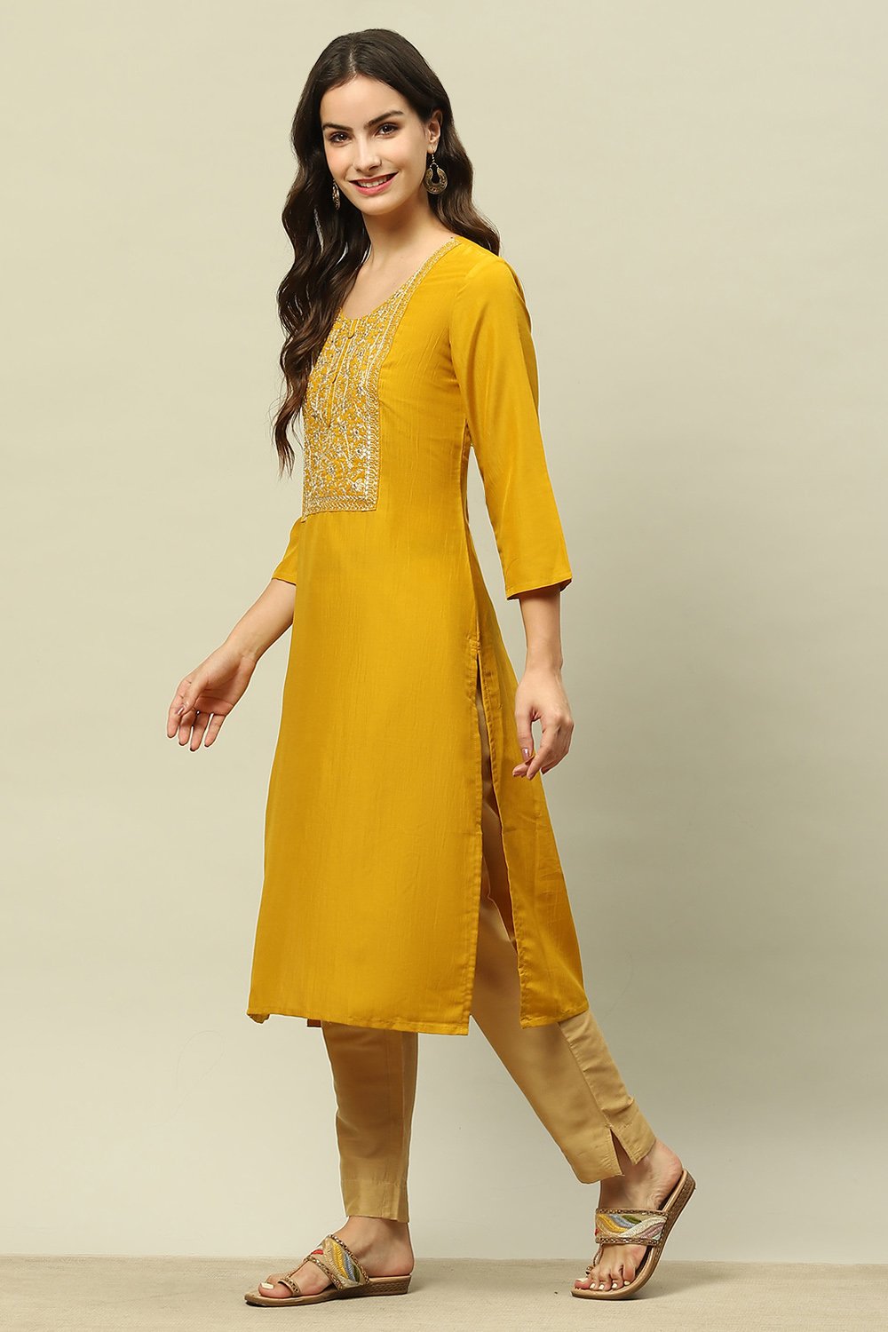 Yellow Viscose Blend Straight Kurta image number 2