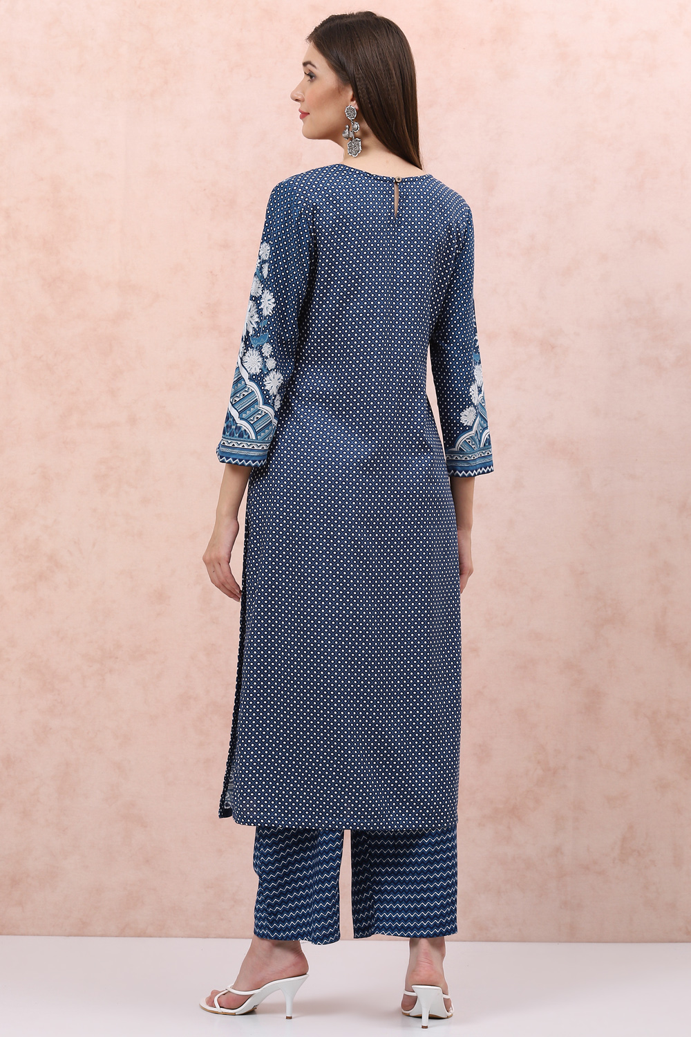 Rust LIVA Straight Kurta image number 2