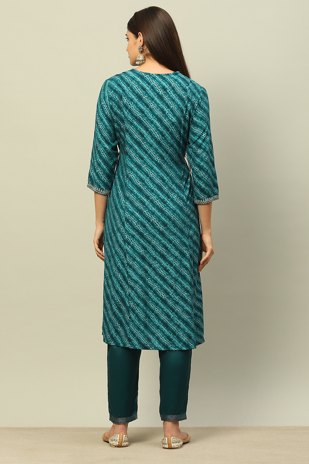 Teal Blue Viscose Muslin A-Line Printed Kurta Salwar Pants Suit Set image number 4