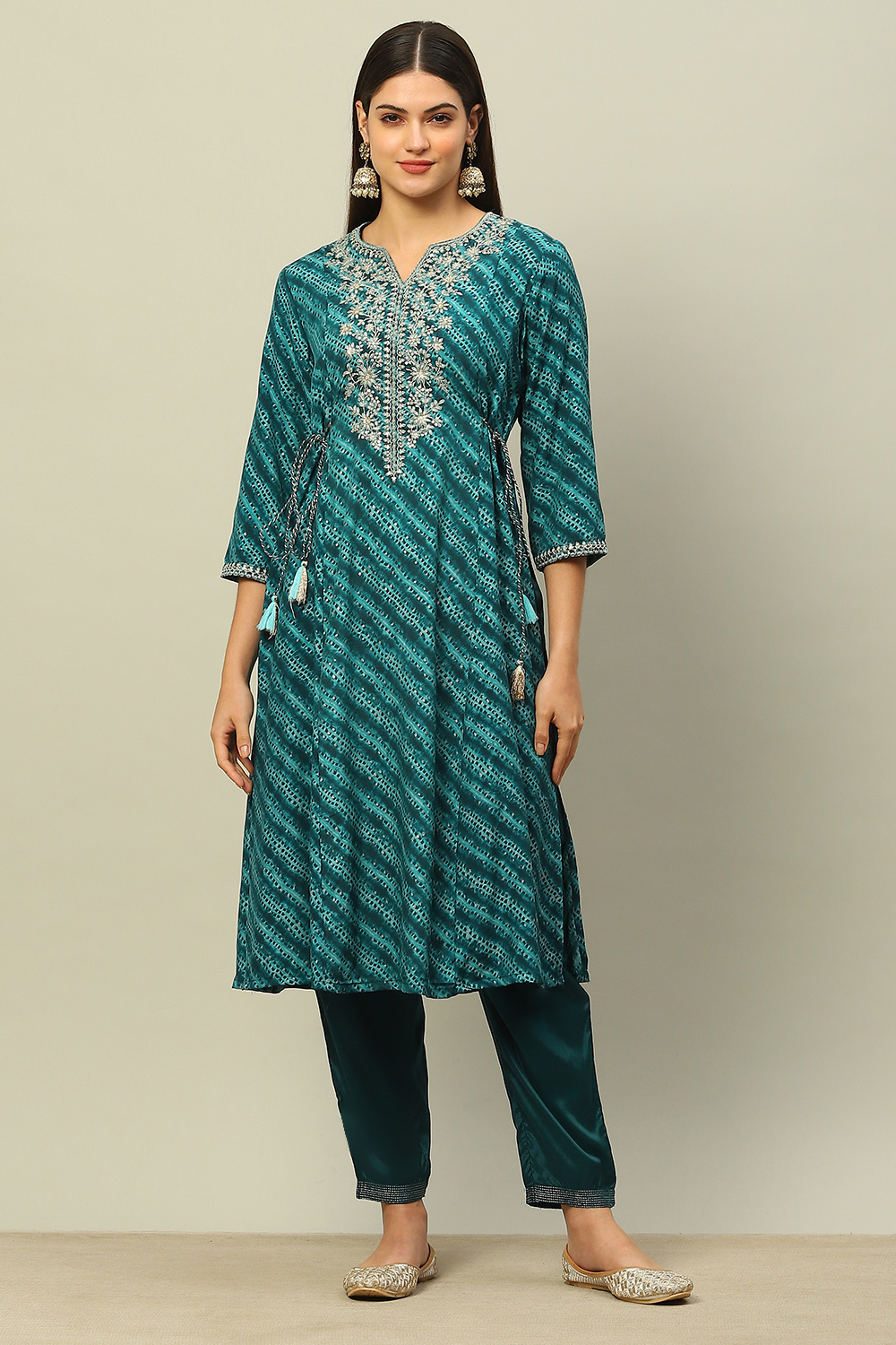 Teal Blue Viscose Muslin A-Line Printed Kurta Salwar Pants Suit Set image number 6