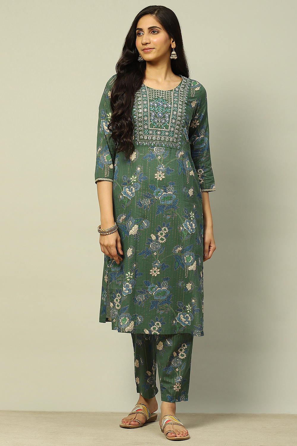 Green Cotton Lurex Floral Printed Straight Suit Set image number 6