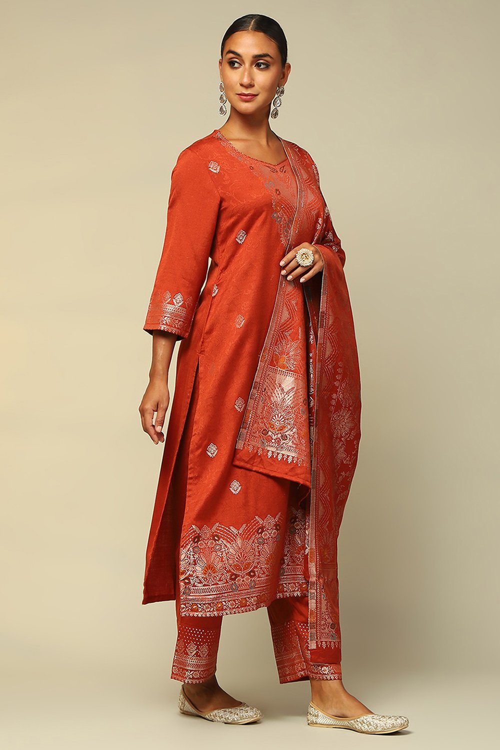 Rust-Red Acrylic Straight Yarn Dyed Kurta Palazzo Suit Set image number 5