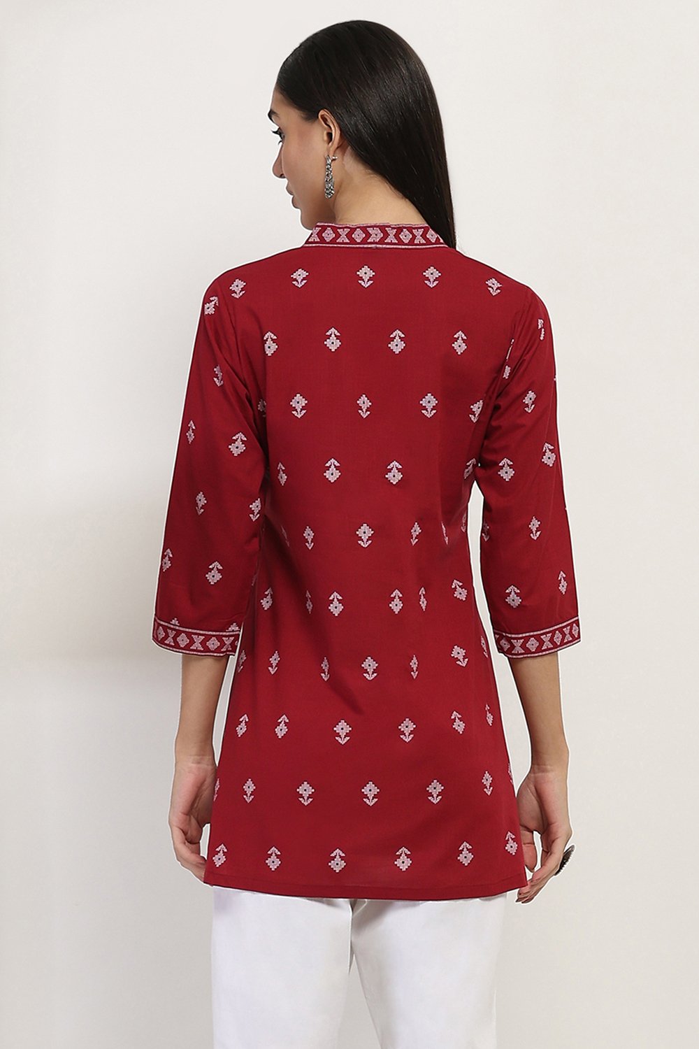 Maroon Cotton Straight Kurti image number 3