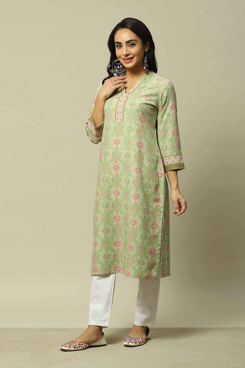 Green LIVA Straight Printed Kurta image number 2