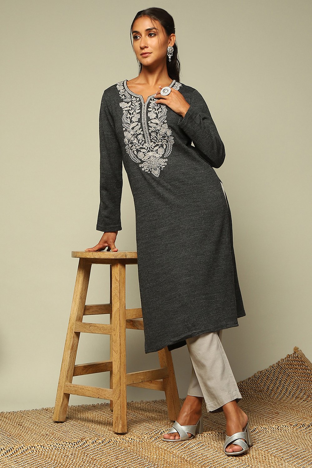 Grey Acrylic Straight Kurta image number 0