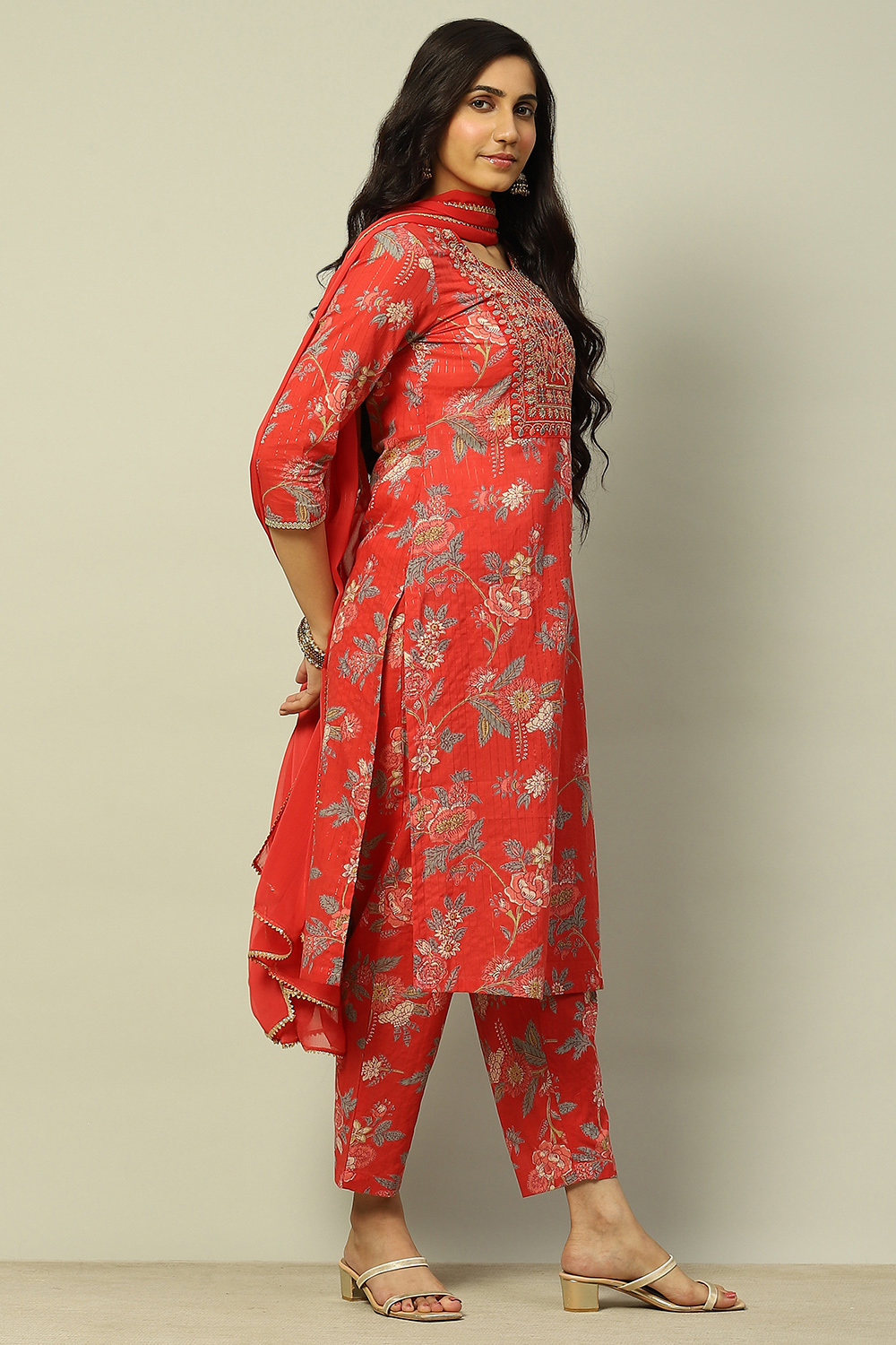 Green Cotton Lurex Floral Printed Straight Suit Set image number 5